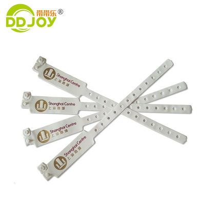 Pulseira de plástico de vinil de PVC para locais de eventos Fabricação de pulseira descartável impermeável