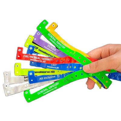 Pulseira de plástico neon/vinil resistente à água RFID assortada Pulseira personalizada para festivais