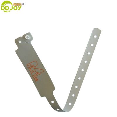 Pulseiras personalizadas como pedido Pulseiras PVC macias pretas com obras de arte de impressão personalizadas