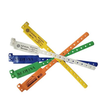 Logotipo personalizado masculino Bracelete de vinil / PVC para design Eventos de entretenimento Regalos de festival