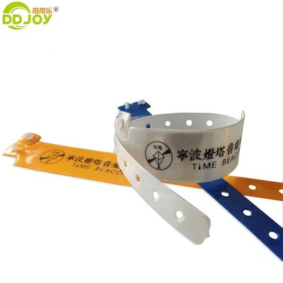 Logotipo personalizado aceito Pulseira de plástico Pulseiras de PVC para evento de música masculina
