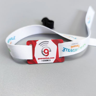 Logotipo personalizado de tecido de cetim pulseiras RFID Ideal para convidado / VIP / vendedor / mídia / material / artista
