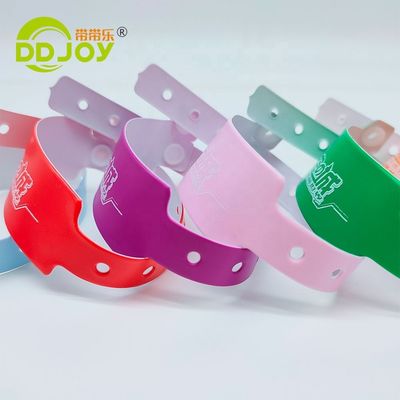 DDjoy Eventos do Festival Impressão Custom Vinyl PVC Pulseira de Plástico para Entrada VIP
