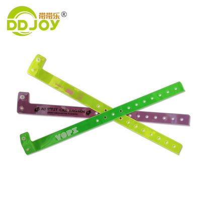 Pulseira azul refletora Plastico Vinyl Id Pulseira Impressão Com Logotipo Personalizado Envio UPS DHL EMS Fedex TNT