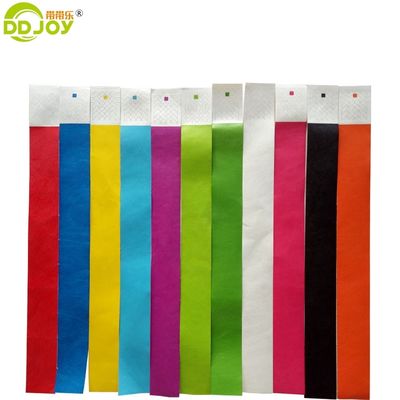 Pulseiras Tyvek simples em laranja 100 pcs para Eventos Supplies Logotipo OEM personalizado