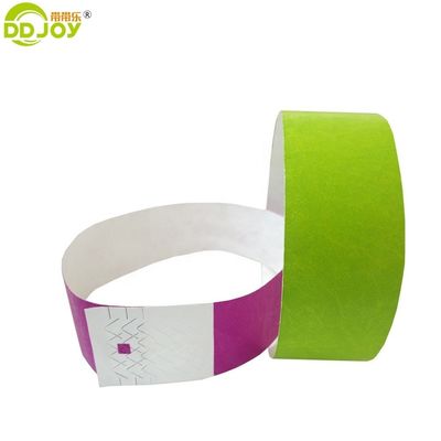 Pulseiras Tyvek simples em laranja 100 pcs para Eventos Supplies Logotipo OEM personalizado