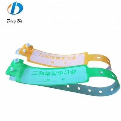 Pulseira de PVC de 250*25mm Pulseira de plástico de cor neon personalizada para identificação de hotel