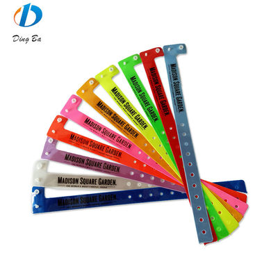 Outras pulseiras de entrada de PVC/Vinil plástico ajustáveis de forma macia para eventos e festas