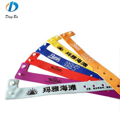 Logotipo personalizado popular feminino Laranja Pulseiras de PVC para eventos Festival Plástico em forma de L