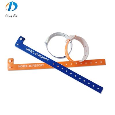 Logotipo personalizado popular feminino Laranja Pulseiras de PVC para eventos Festival Plástico em forma de L