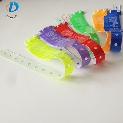 Opções de impressão Impressão monocromática/dual-color/color para pulseiras de adesivos RFID