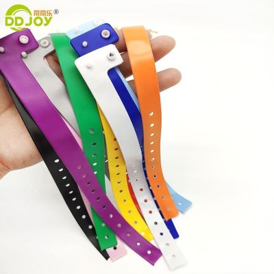 Pulseira de tema personalizada Material PVC/Vinil para o próximo evento ou campanha