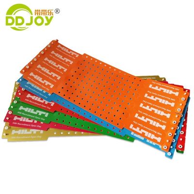 DDJOY Pulseiras de plástico PE personalizadas para eventos Logotipo Tamanho 65 * 20mm
