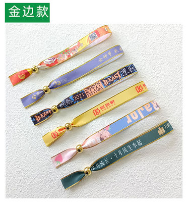 Pulseiras de tecido de cetim seguras e duráveis para eventos e festivais Design personalizável