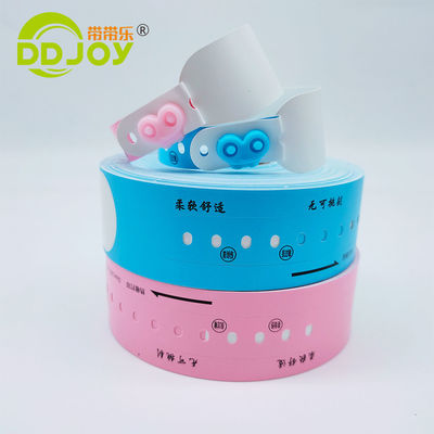 Pulseira de identificação personalizada à prova d'água para o parque do festival Pulseira de código de barras QR descartável