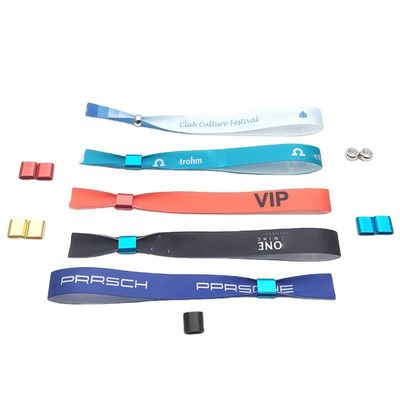 Tamanho personalizado Marcas logotipo de uma vez Impressão de texto Tecido Eventos Festivais Participações Pulseiras