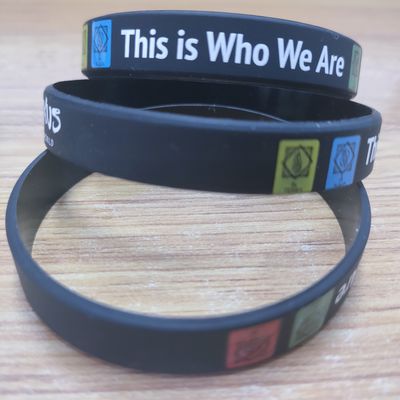 Logotipo de marca personalizado Pulseira de silicone Pulseira de borracha personalizada para presentes de festival
