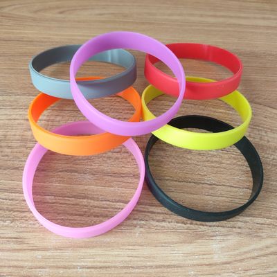 Técnica em relevo Pulseira de silicone multicolor Pulseiras de borracha para estilo náutico