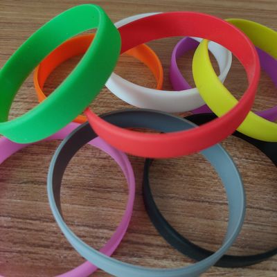Técnica em relevo Pulseira de silicone multicolor Pulseiras de borracha para estilo náutico