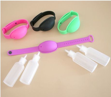 Dispensador de pulseiras de desinfetante de mão líquido portátil de silicone para crianças GW 0,25 kg/ PCS