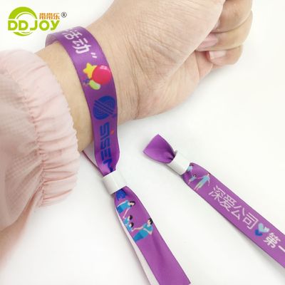 Artwork Logotipo sob medida Sublimação Lanyard curto Pulseira de uso descartável tecida para festival