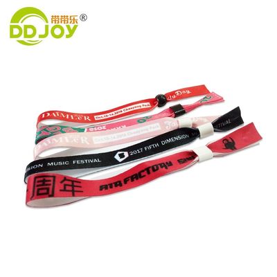 Eventos do Festival de 2024 Pulseira de tecido personalizada para cenários de uso ilimitados e logotipo personalizado