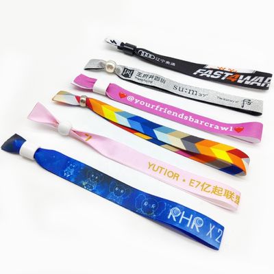Adicione um toque de charme ao seu festival com fechaduras inspiradoras personalizadas pulseiras