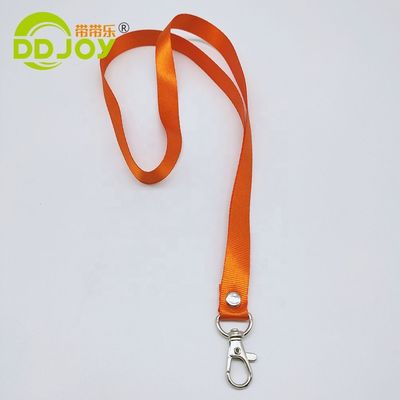 Cadeia de chave de transferência aquecida personalizada Faixa de pescoço Fios de poliéster para chaves 900*15*0.65mm