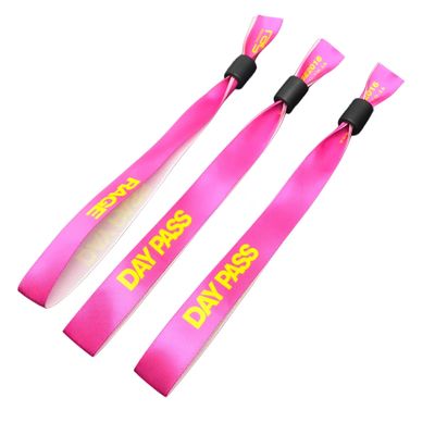 Pulseiras RFID impressas sob medida em tecido de cetim para identificação de eventos e festivais