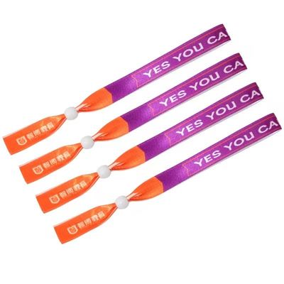 Pulsões RFID personalizadas para festas de eventos com tecido de cetim e impressão de logotipo