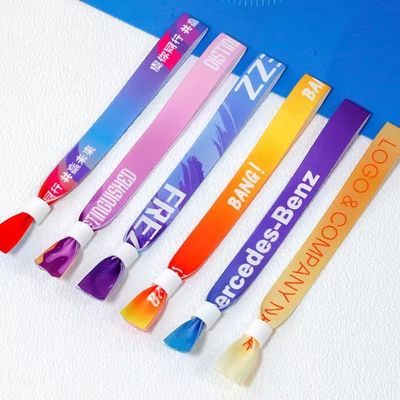 Pulsões RFID personalizadas para festas de eventos com tecido de cetim e impressão de logotipo