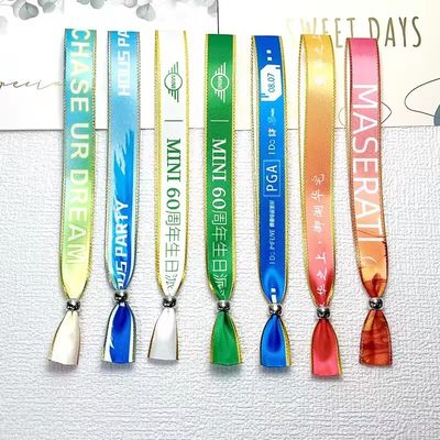 Impressão de logotipos personalizados Pulseiras RFID para eventos Festivais Festa Tecido de cetim