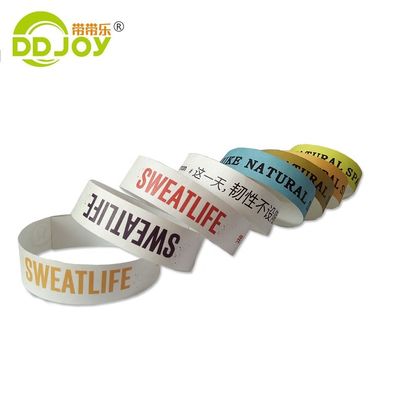 Pulseiras de papel Tyvek personalizadas resistentes à água Pulseiras de impressão a cores para ocasião de presente
