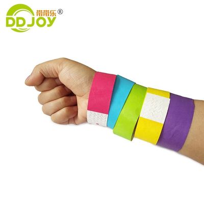 Pulseiras de papel Tyvek à prova d'água com material resistente a rasgos e durável