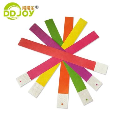 Logotipo personalizado Pulseira de papel Tyvek à prova d'água para decoração de Natal e interior